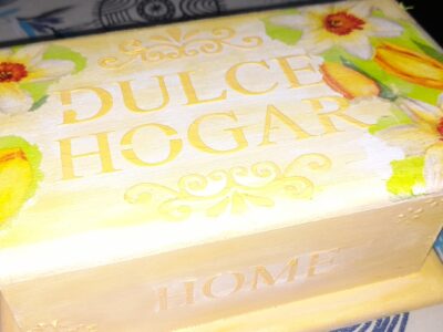 Souvenirs de velas de soja aromáticas, cajas de té, etc