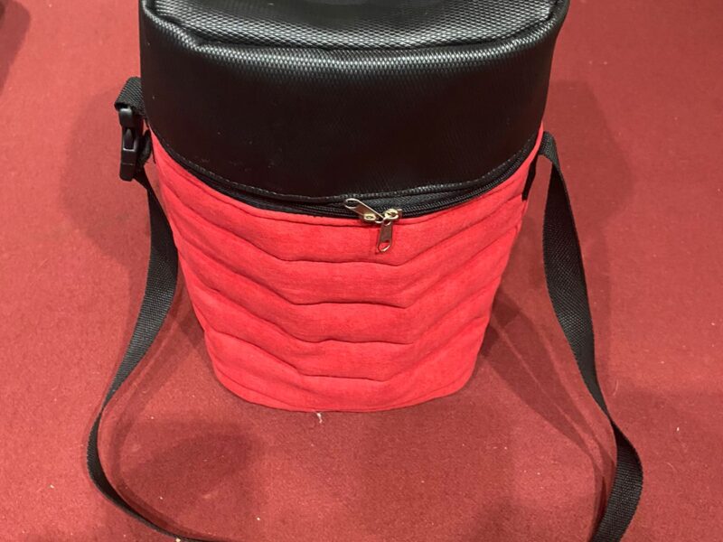 Hermoso porta termo.