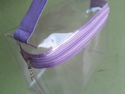 Portacosmeticos transparentes tipo cofrecitos con manija