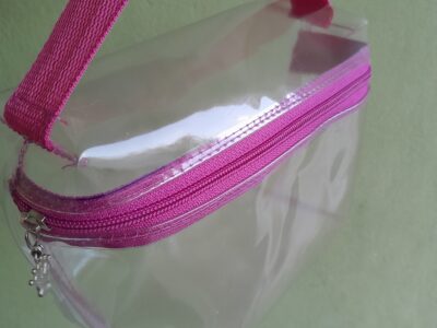 Portacosmeticos transparentes tipo cofrecitos con manija