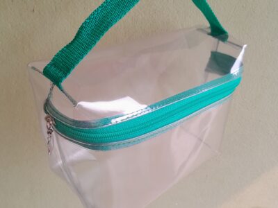 Portacosmeticos transparentes tipo cofrecitos con manija