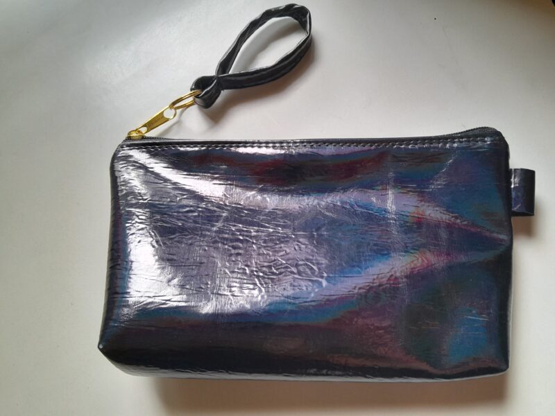 Portacosmetico con llavero