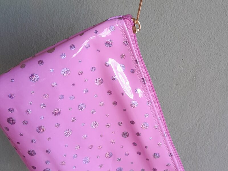 Portacosmeticos con llavero