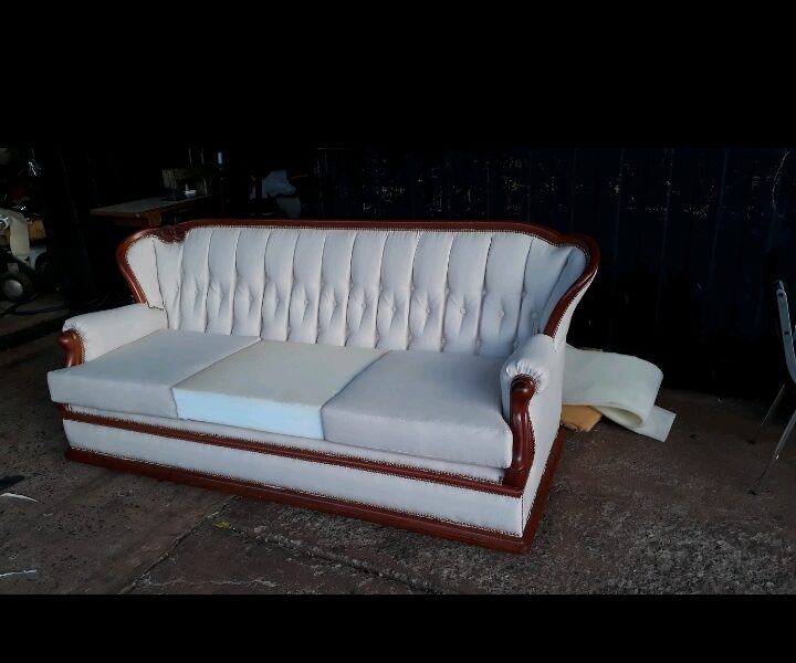 Juego de living .estilo en capitone .