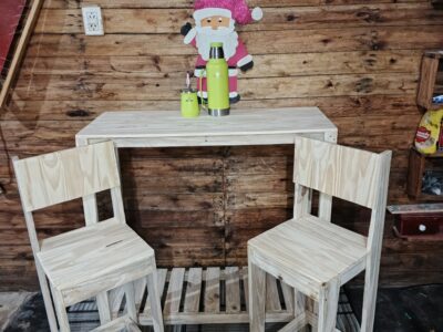 Desayunador mas 2 butacas