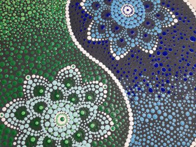 Mandalas Ying Yang en acrílicos, puntillismo