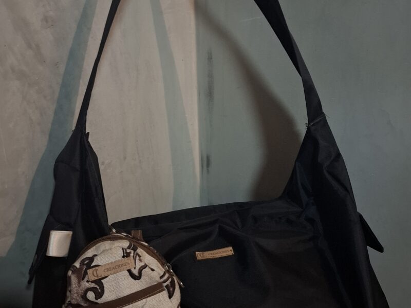 Bolso "Clean" universitario - C&L Creaciones