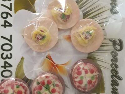 Adornos en porcelana fría Nelly