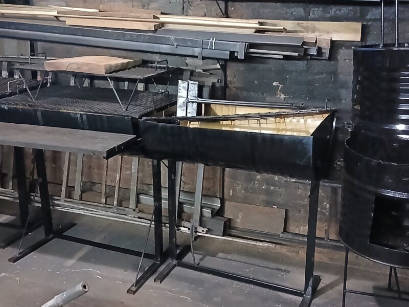 Parrillas echas y a medidas en stock