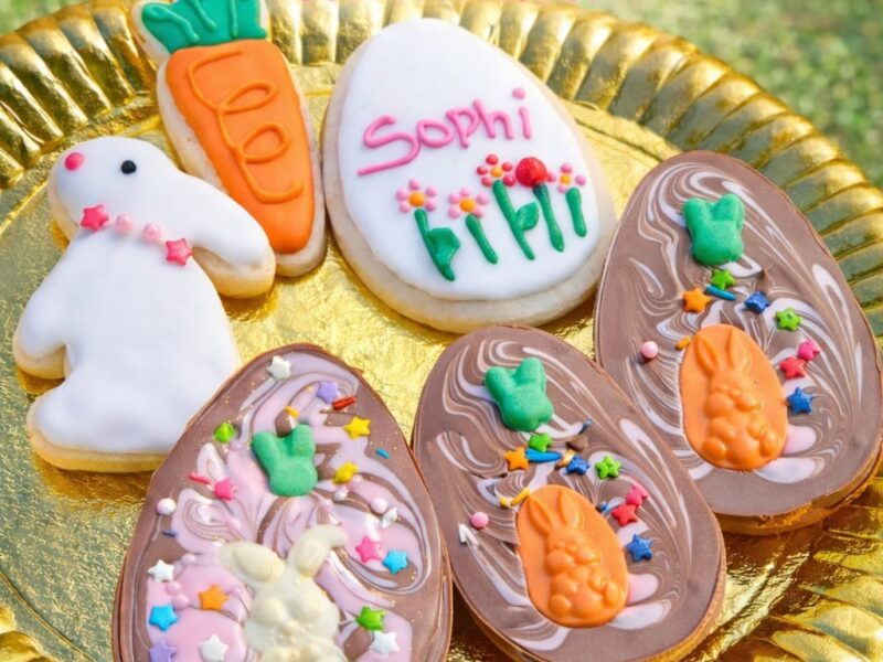 Huevos tableta y galletitas