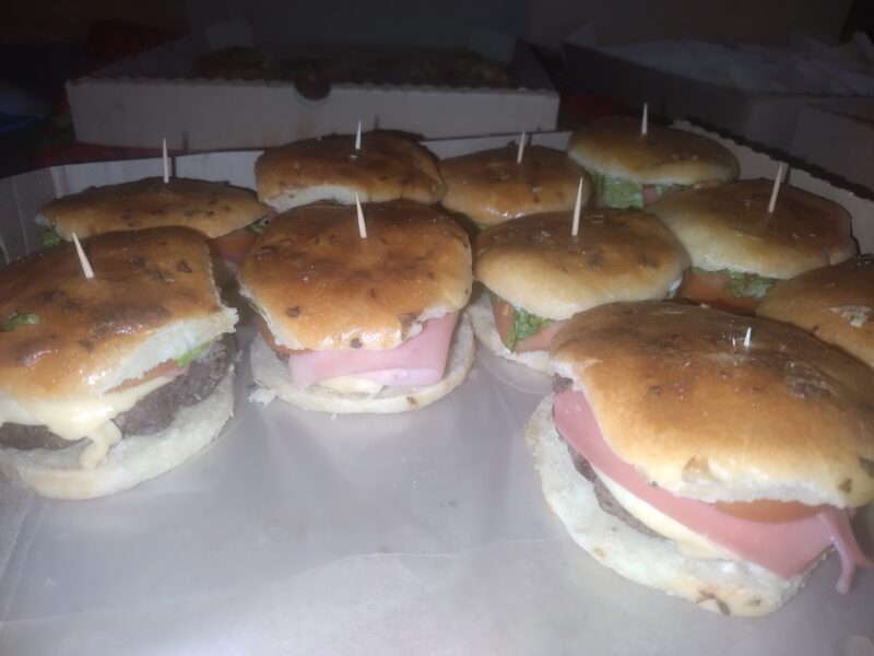 Tragos Leo e Asociados