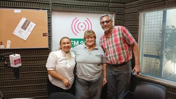 Hoy visitamos la radio Municipal Porgrama Mañana y Media